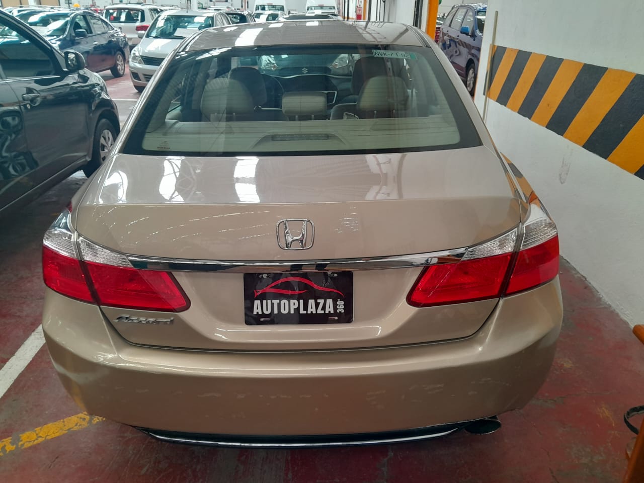 Honda Accord 2014 At
